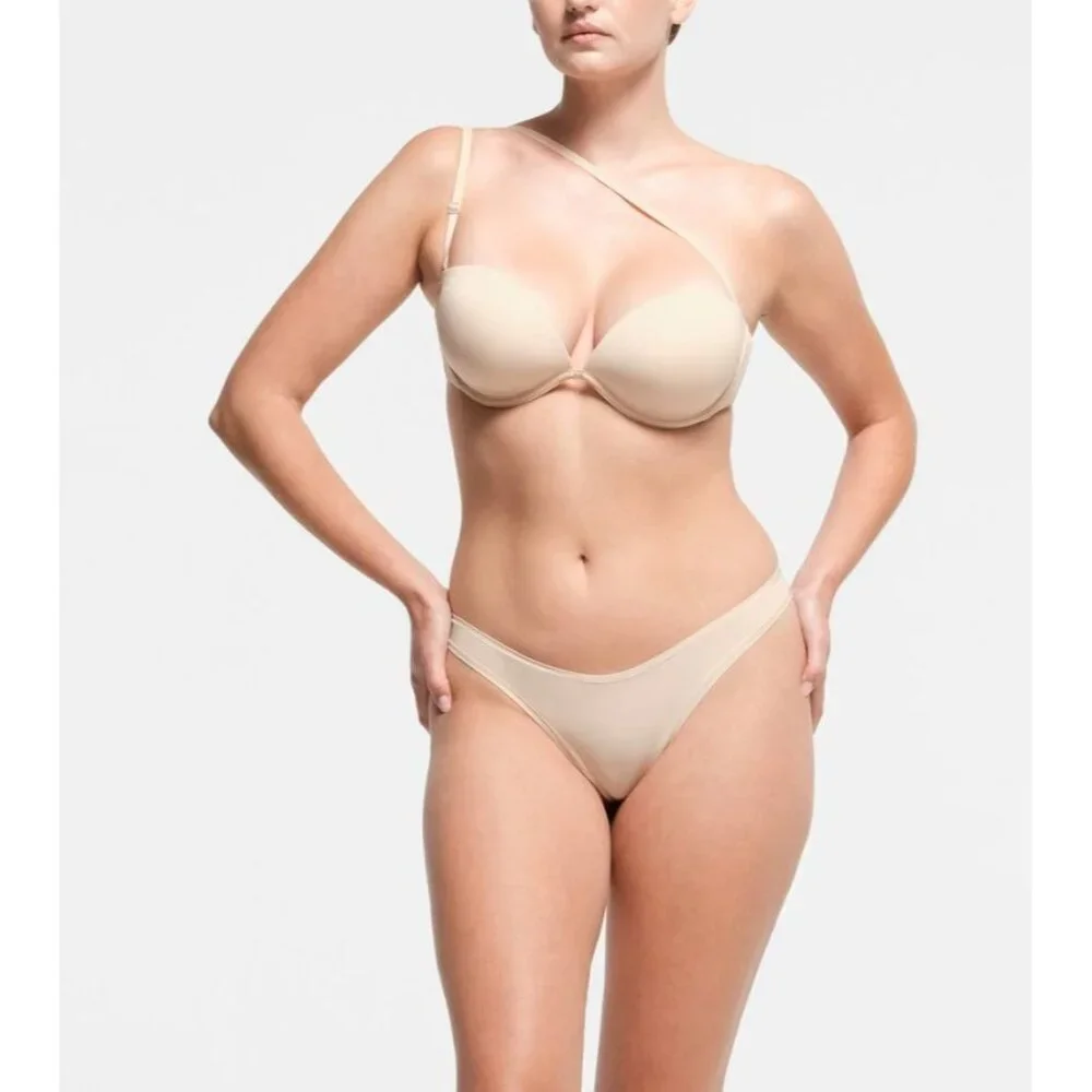 SKIMS Multi-Way Bra Underwire Bra Sand Size 34C NWT - Picture 3 of 7